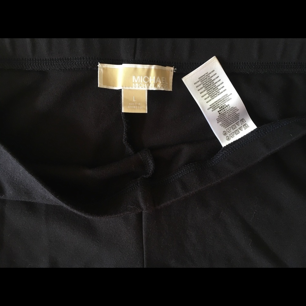 Black leggings